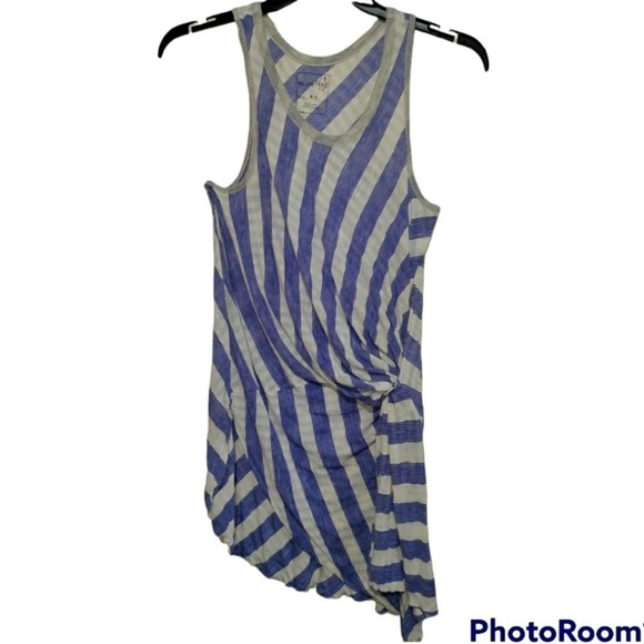 We The Free asymmetrical long tank size medium blue stripes side scoop - Picture 1 of 7